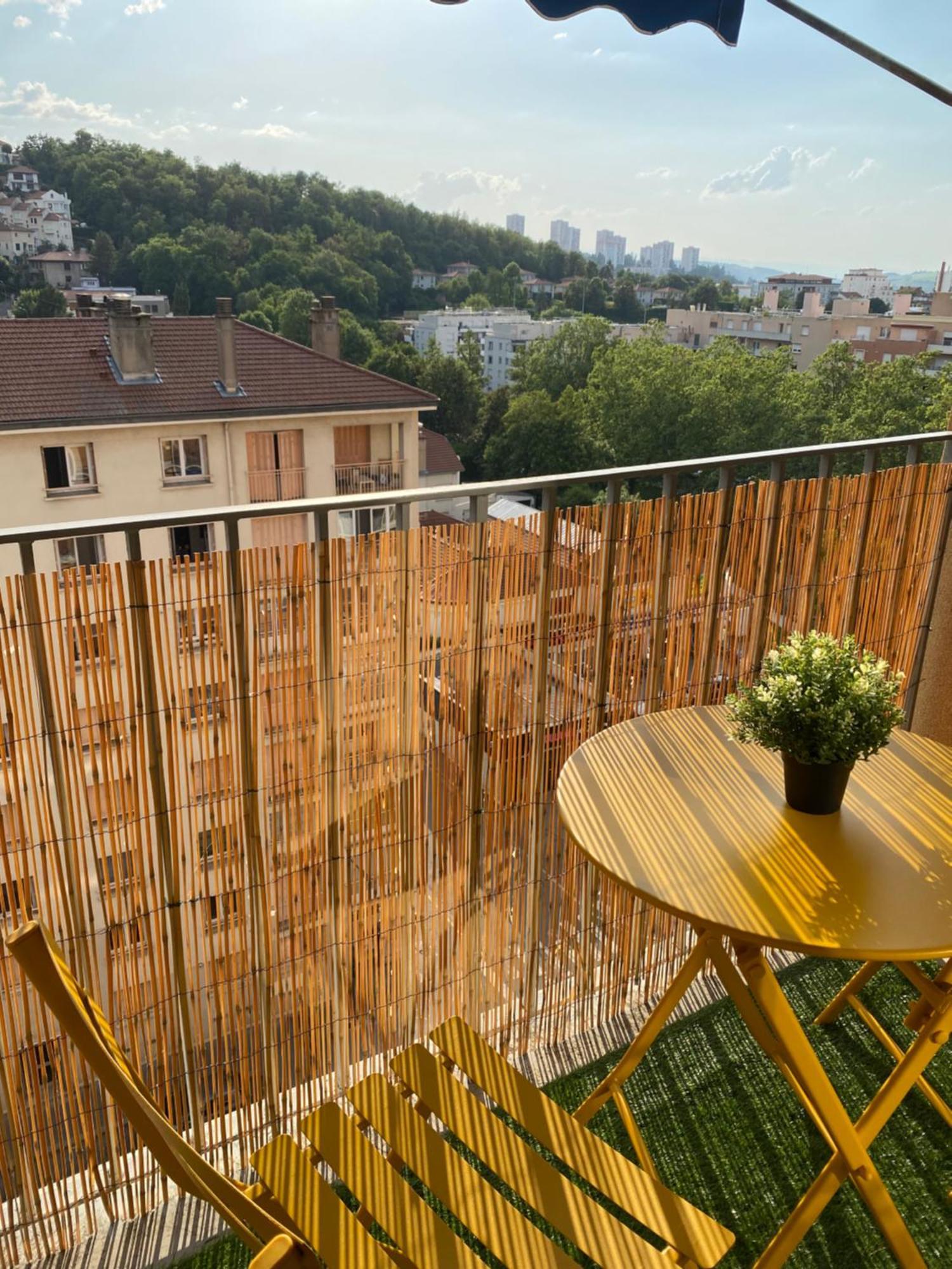 Bergson Top - Appart 80M2, 2 Grandes Chambres, Entierement Renovee Et Equipee, Lumineux, Wifi, Balcon, Calme, Vue Imprenable Σαιντ-Ετιέν Εξωτερικό φωτογραφία